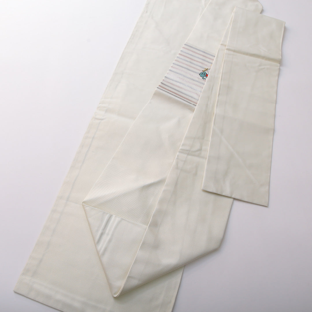 九寸名古屋帯 帯丈370cm カジュアル 名古屋仕立て ポイント柄 Sランク 正絹 蝶 銀系 1224-03487