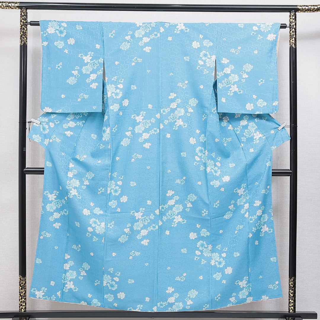 洗える着物 小紋 袷 身丈154cm 裄丈62cm ポリエステル Sランク 紋意匠 (亀甲) インフォーマル 広衿 Sサイズ 花柄 水色系 RP 1221-15955