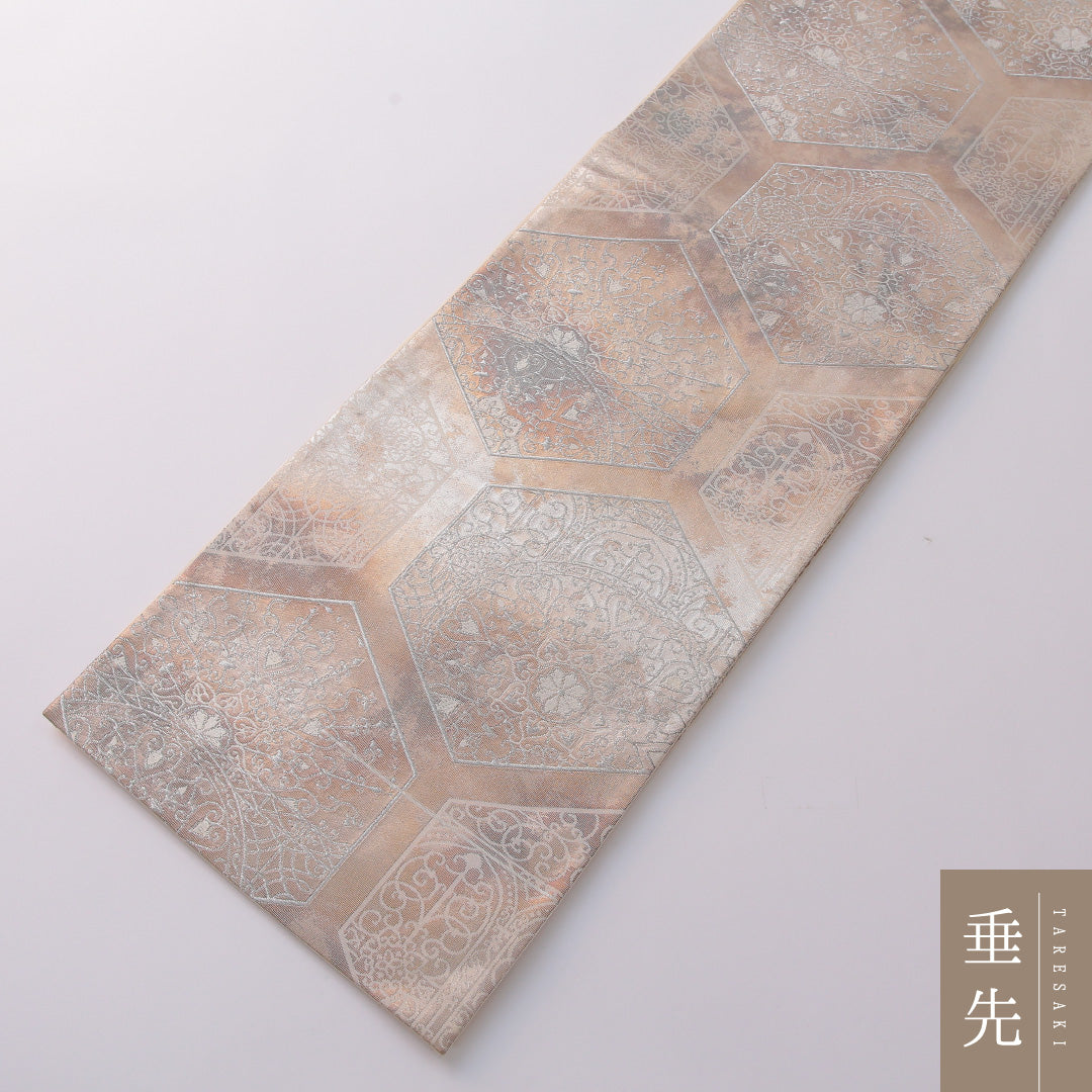 袋帯 帯丈416cm 正絹 六通 セミフォーマル 亀甲 吉祥文様 銀系 1243-01934