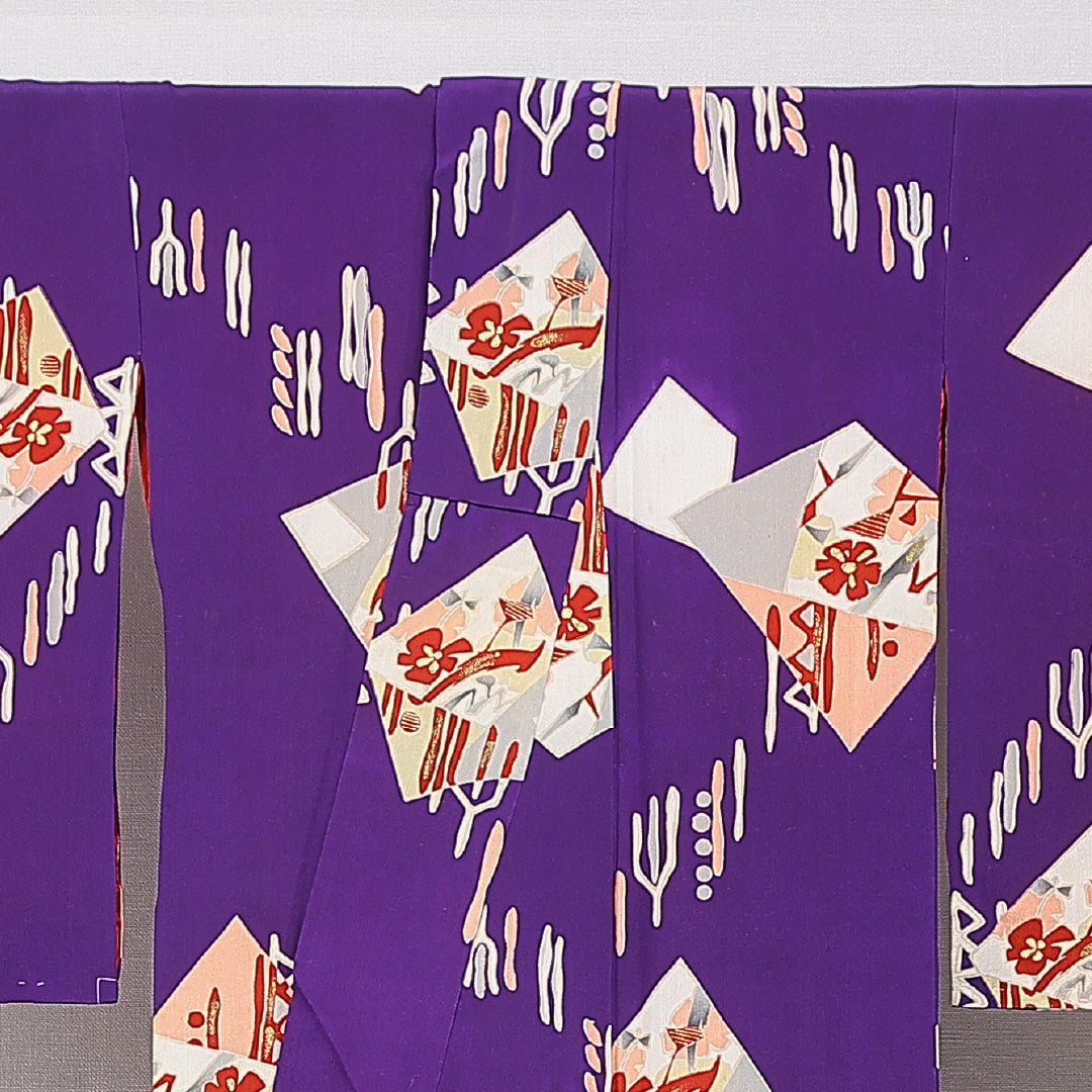 アンティーク 小紋 袷 身丈145cm 裄丈64cm 正絹 Bランク XSサイズ 広衿 創作柄 金彩 紫系 1215-15606