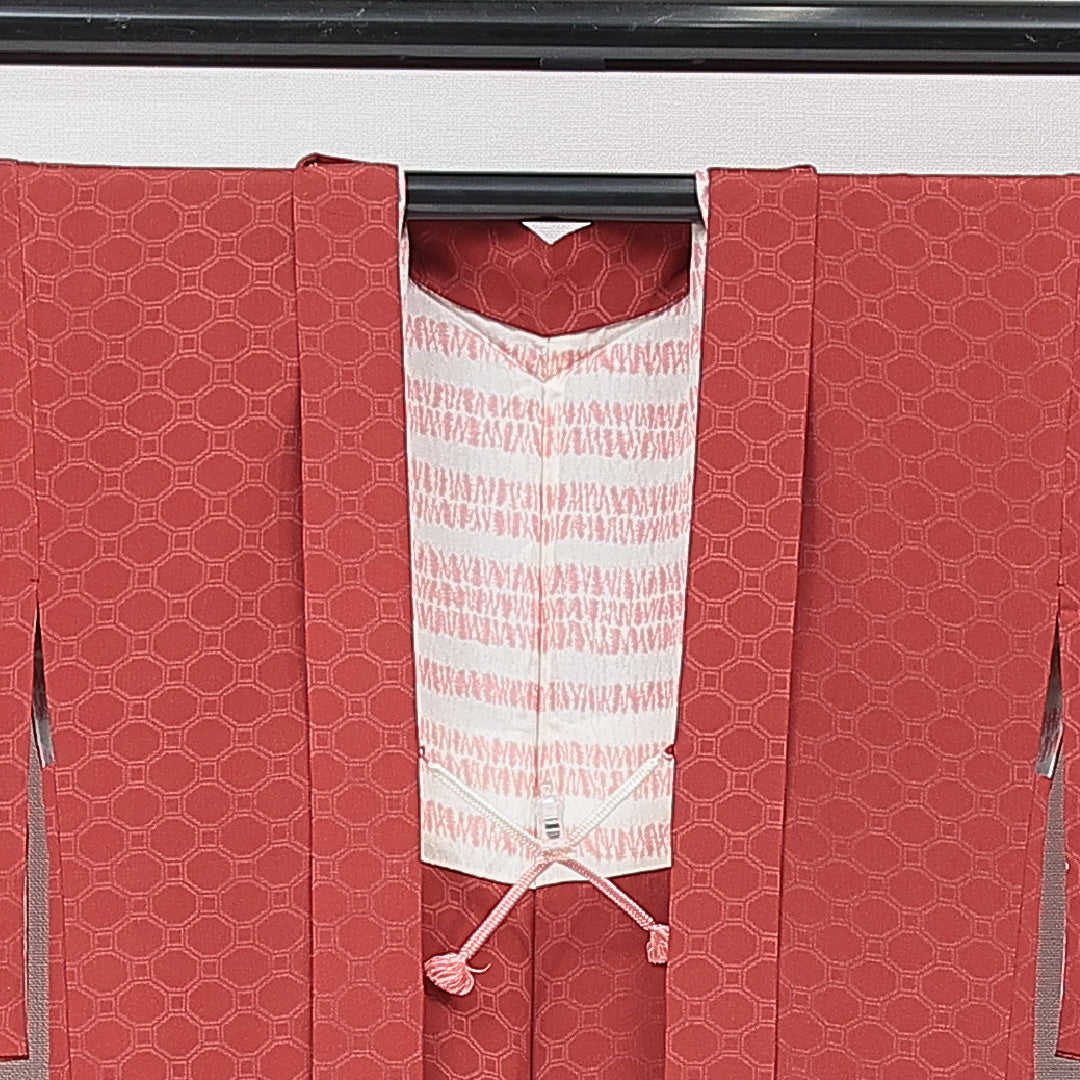 羽織 袷 身丈79cm 裄丈64cm 正絹 Aランク 紋意匠 (蜀江) カジュアル Mサイズ 茶系 HP 1232-15325