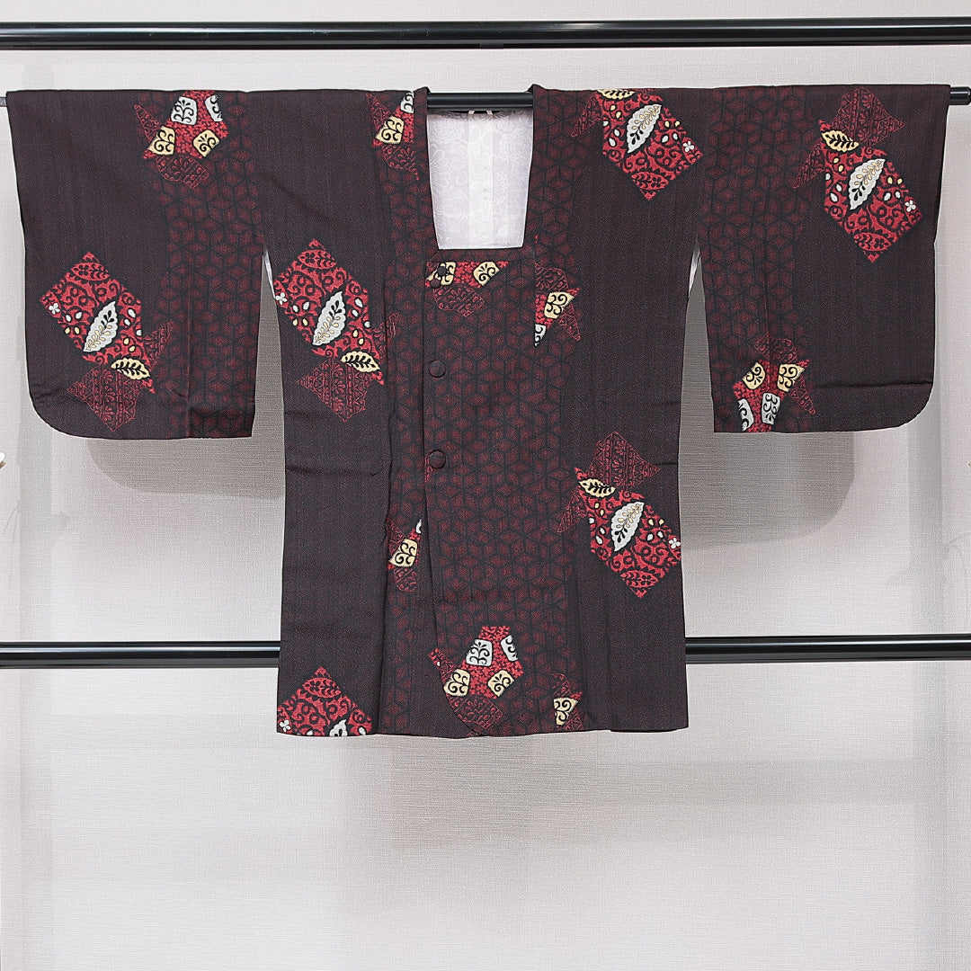 アンティーク 道行コート(お召) 袷 身丈89cm 裄丈63cm 正絹 Aランク Sサイズ ポケットあり 創作柄 黒系 赤系 1263-15186