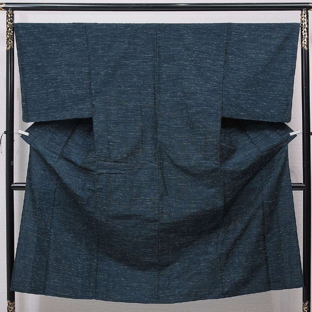 ウールの男着物(紬) 洗える着物 単衣 身丈142cm 裄丈67cm ウール Cランク Mサイズ 棒衿 カジュアル 抽象柄 紺系 1219-15765