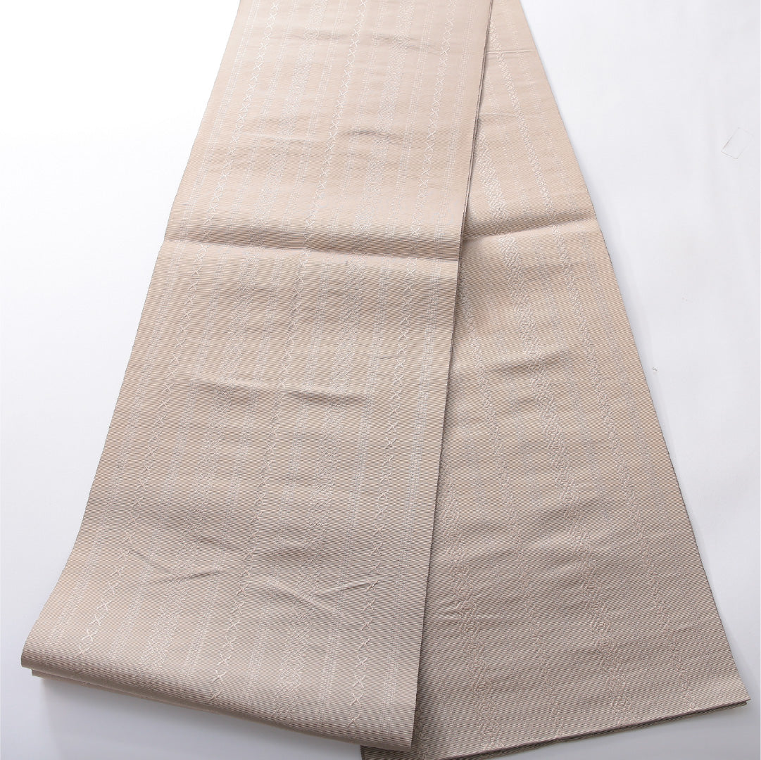 八寸名古屋帯 帯丈376cm インフォーマル 開き仕立て 全通 Bランク 正絹 本場筑前博多織 献上柄 ベージュ系 グレー系 1224-03943