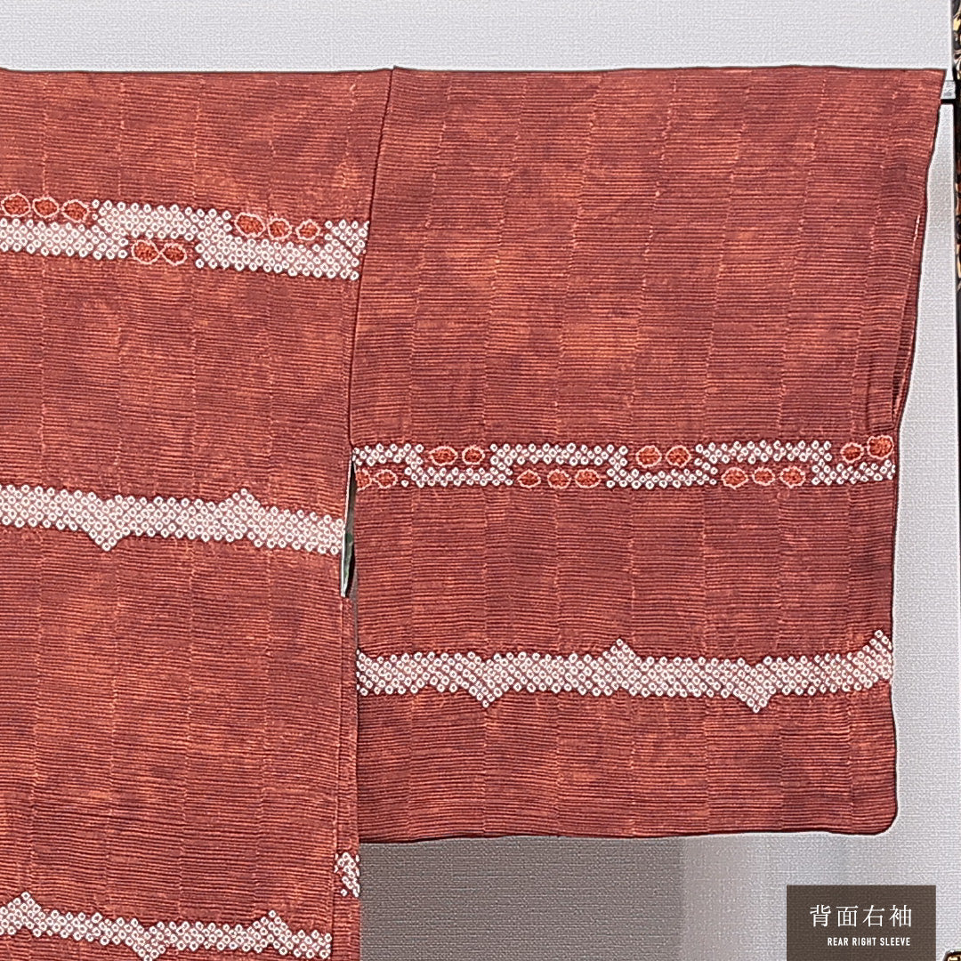羽織 袷 身丈83cm 裄丈65cm 正絹 Sランク カジュアル Mサイズ 部分絞り 創作柄 茶系 RP 1232-16188