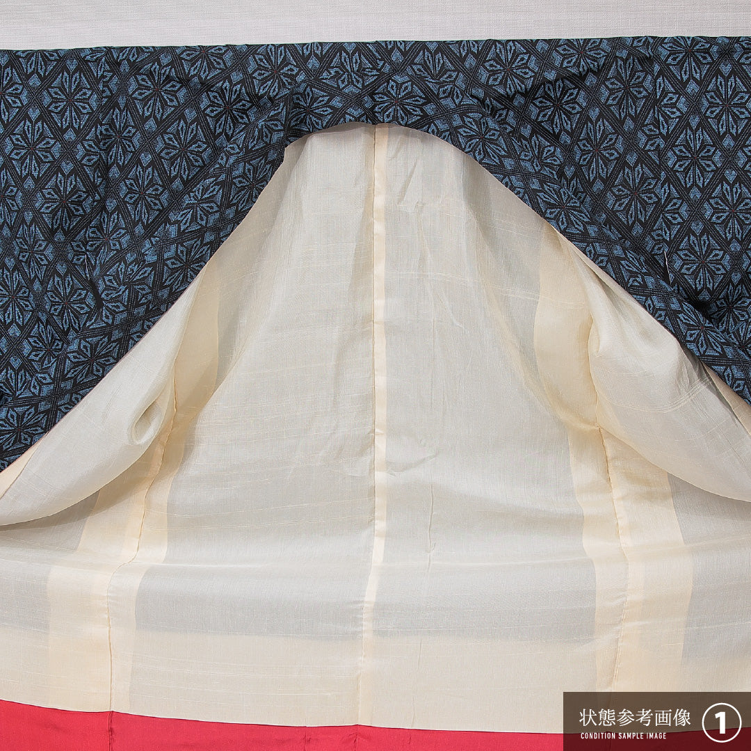 小紋 袷 身丈146cm 裄丈57cm 正絹 Bランク インフォーマル バチ衿 XSサイズ 幾何学柄 紺系 RP 1221-15146