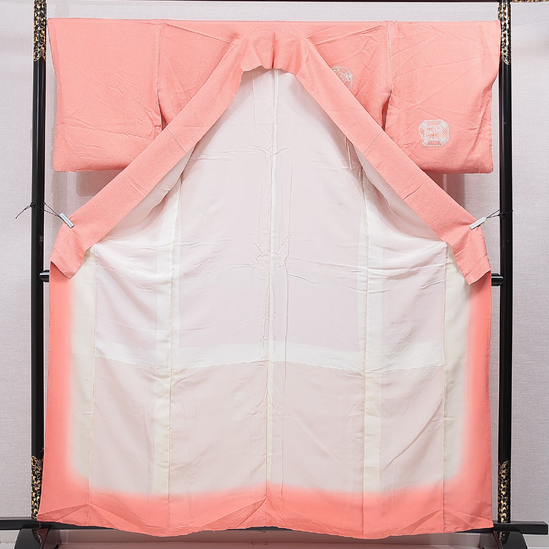 付下げ 袷 身丈161cm 裄丈67cm 正絹 Cランク インフォーマル 広衿 Lサイズ 蘇州刺繍 鏡裏文 花柄 ピンク系 HP 1218-15495