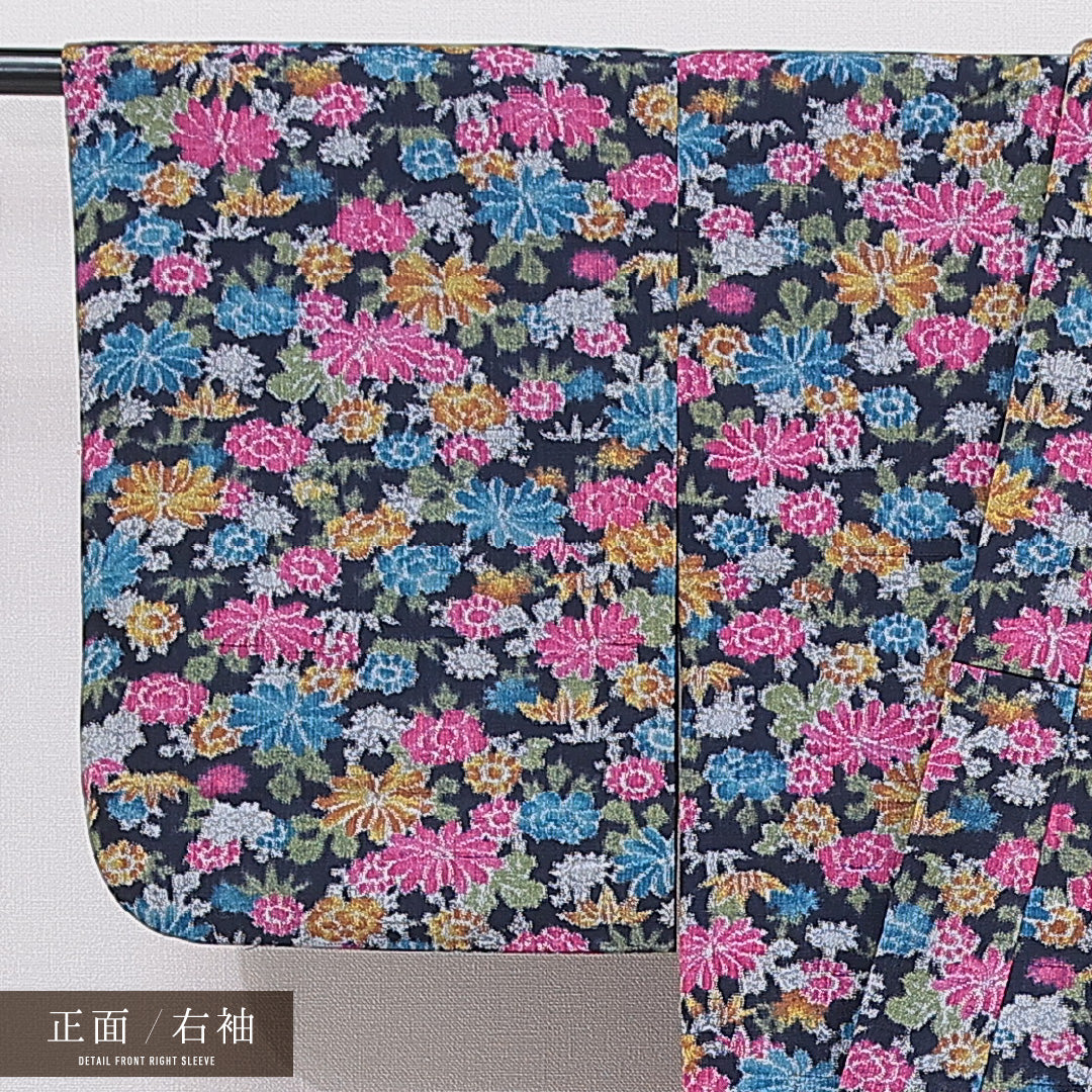洗える着物 ウールの紬 単衣 身丈150cm 裄丈62cm ウール Sランク カジュアル バチ衿 Sサイズ 菊 多色系 RP 1223-15725