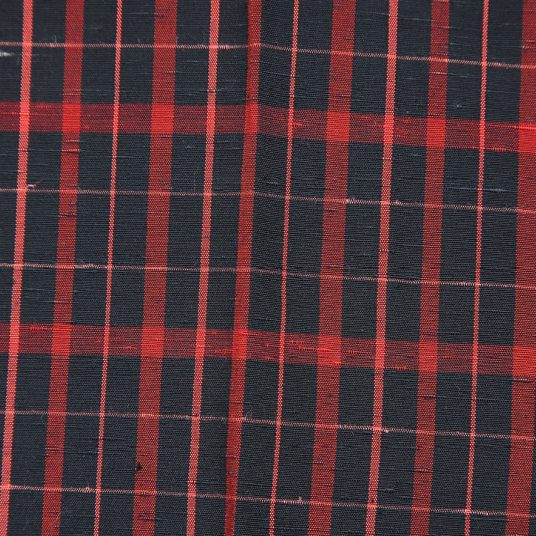 道行コート(紬) 袷 身丈135cm 裄丈66cm 正絹 Aランク Mサイズ セミフォーマル ポケットあり 格子 抽象柄 赤系 1263-16819