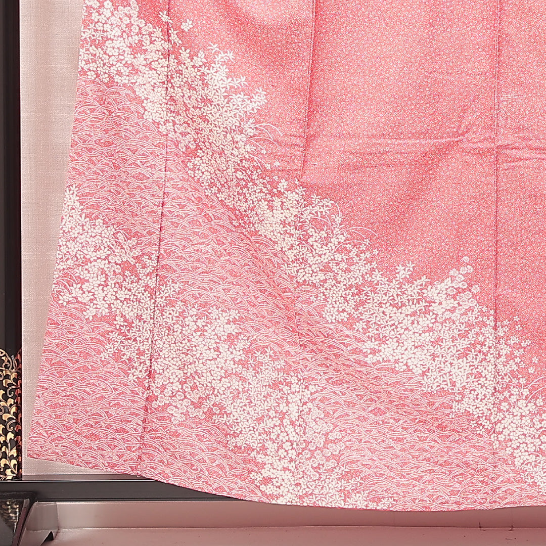 江戸小紋(大小霰) 洗える着物 袷 身丈158cm 裄丈63cm ポリエステル Sランク Mサイズ 広衿 インフォーマル 花柄 訪問着 ピンク系 1262-16904