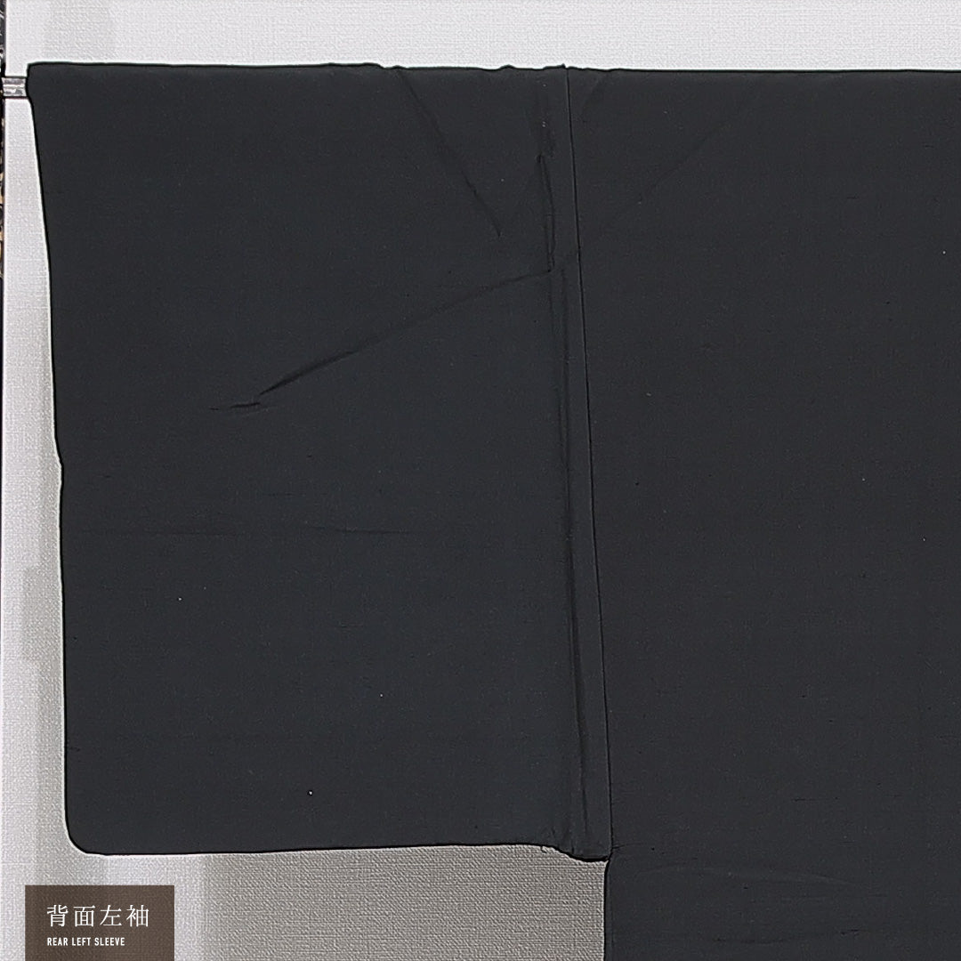 羽織 男性用 袷 身丈103cm 裄丈67cm 正絹 Cランク 一つ紋 (三つ巴) セミフォーマル Sサイズ 無地 黒系 LP 1235-15773