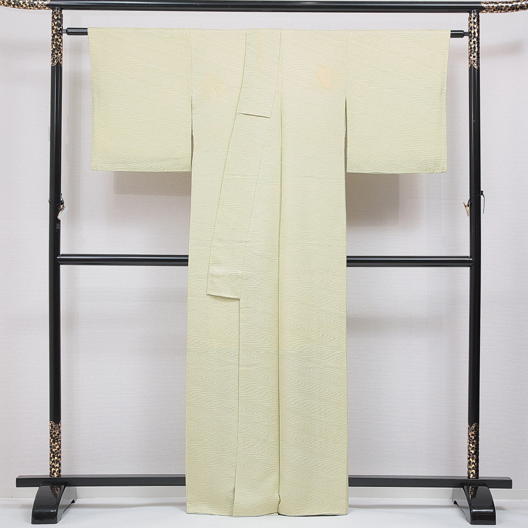 色無地 袷 身丈163cm 裄丈65cm 正絹 Cランク 一つ紋 (丸に五三桐) 紋意匠 (流水) セミフォーマル 広衿 Lサイズ 緑系 HP 1219-16727