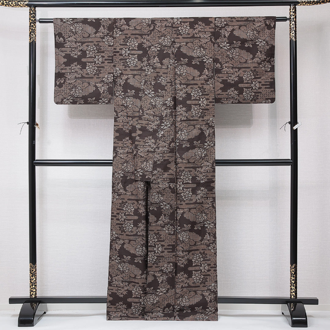大島紬 袷 身丈163cm 裄丈62cm 正絹 Sランク インフォーマル 広衿 Lサイズ 経緯絣 茶屋辻 茶系 RP 1223-15210
