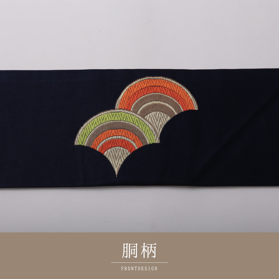 未使用品 九寸名古屋帯 Nランク 帯丈341cm 正絹 ポイント柄 名古屋仕立て 織り セミフォーマル しつけ糸 青海波 紺系 HP 1245-03573