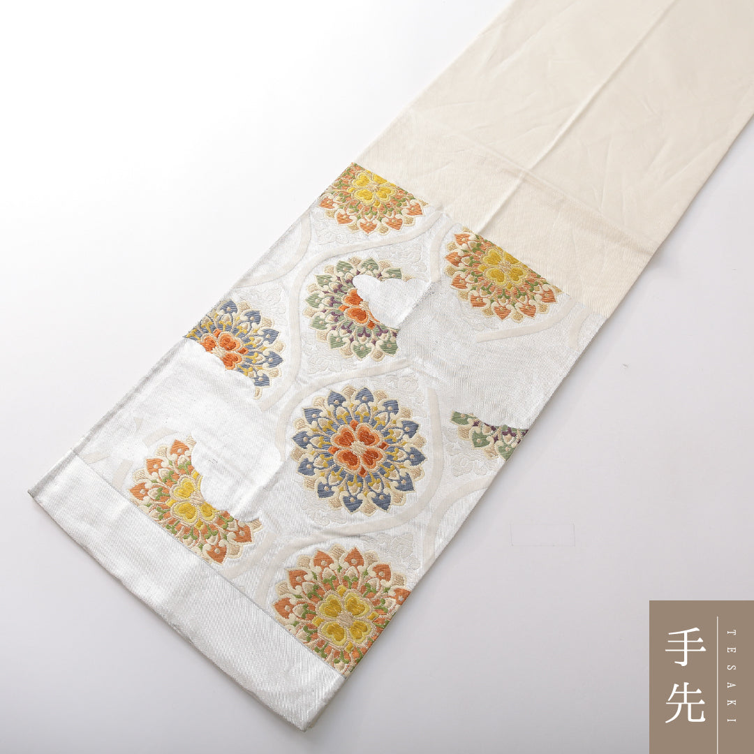 袋帯 帯丈440cm フォーマル 六通 帯芯なし Cランク 正絹 宝相華 雲取り クリーム系 銀系 1223-02132