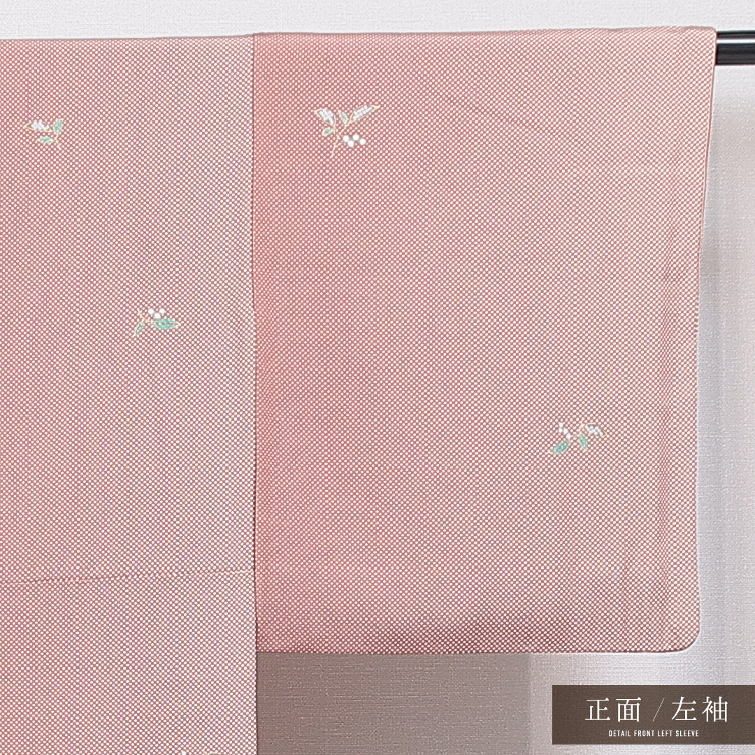 小紋 袷 身丈151cm 裄丈61cm 正絹 Sランク Sサイズ 広衿 インフォーマル 南天 ピンク系 1215-15904