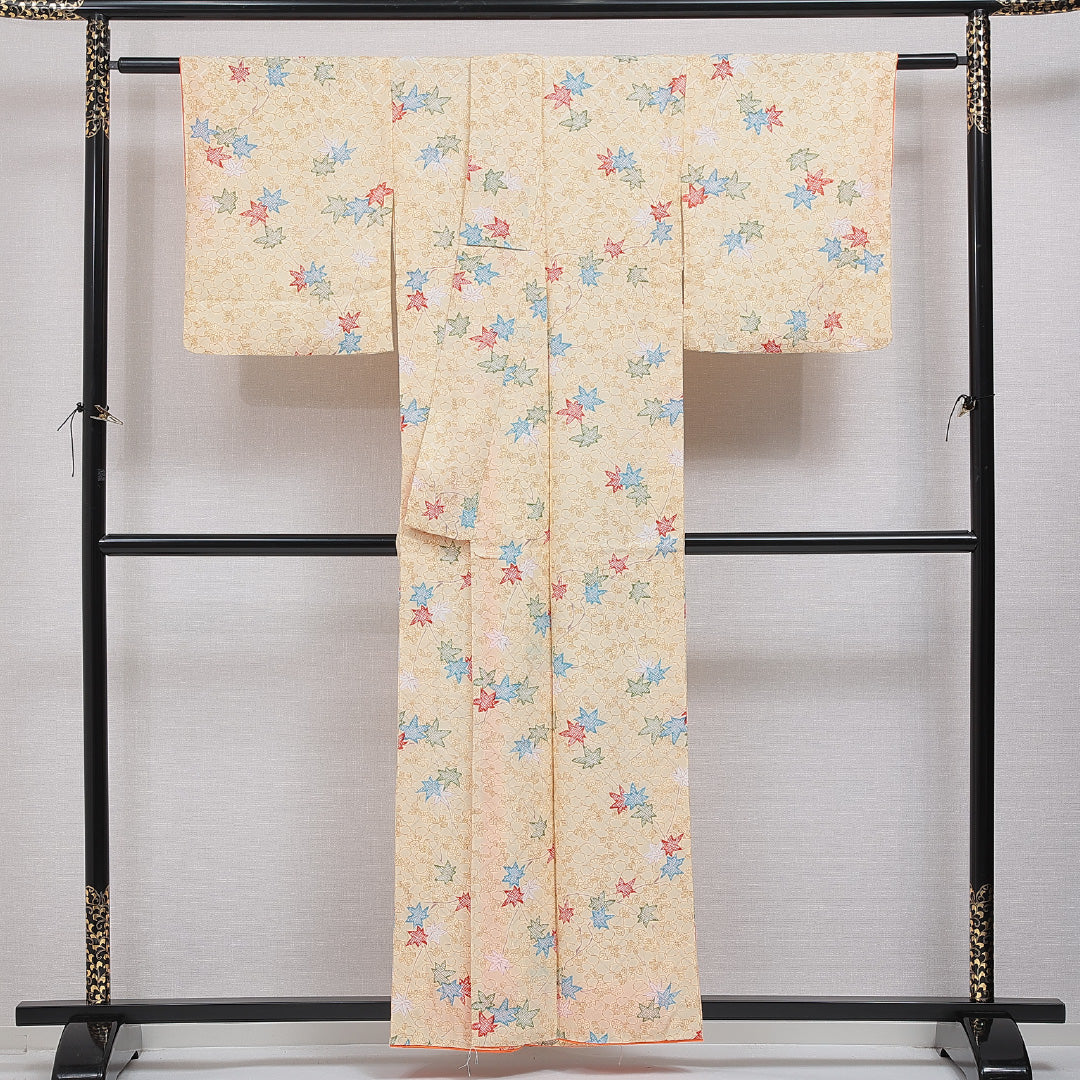 洗える着物 小紋 袷 身丈157cm 裄丈64cm ポリエステル Aランク インフォーマル 広衿 Mサイズ 紅葉 楓 黄系 RP 1221-16352