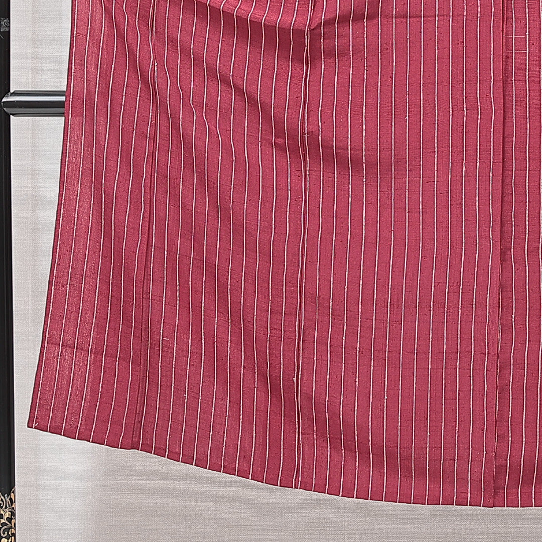 紬 袷 身丈138cm 裄丈58cm 正絹 Cランク XSサイズ バチ衿 カジュアル 居敷当て 肩当て 縞 赤系 1216-15232