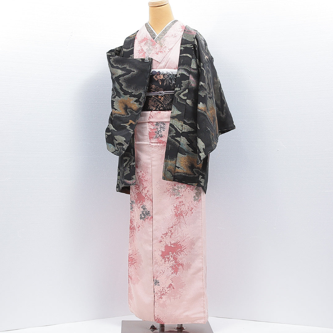 羽織(お召) 袷 身丈78cm 裄丈63cm 正絹 Sランク Sサイズ 一つ紋(五三桐) セミフォーマル 漆糸 黒系 1217-16820