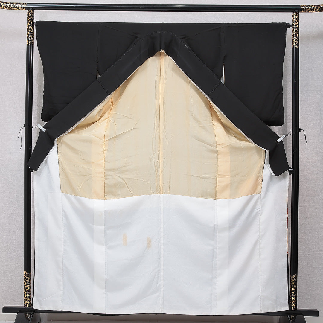 黒留袖 袷 身丈159cm 裄丈65cm 五つ紋 五三桐 フォーマル Cランク Mサイズ 正絹 比翼仕立て 広衿 菊 金駒刺繍 1211-F0740