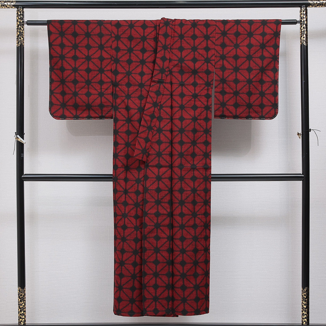 紬 単衣 身丈145cm 裄丈61cm 正絹 Sランク カジュアル バチ衿 XSサイズ 麻の葉 赤系 RP 1223-16068