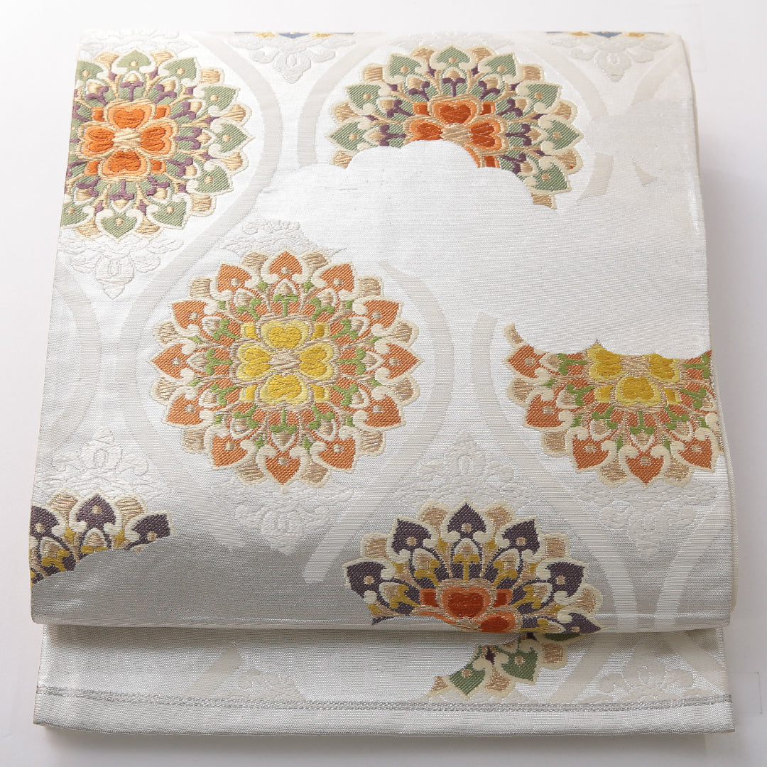 袋帯 帯丈440cm フォーマル 六通 帯芯なし Cランク 正絹 宝相華 雲取り クリーム系 銀系 1223-02132