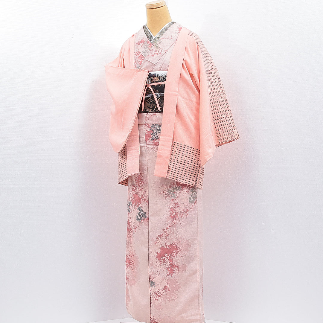 羽織 袷 身丈74cm 裄丈64cm 正絹 Sランク カジュアル Mサイズ 紐あり 創作柄 ピンク系 RP 1232-16793