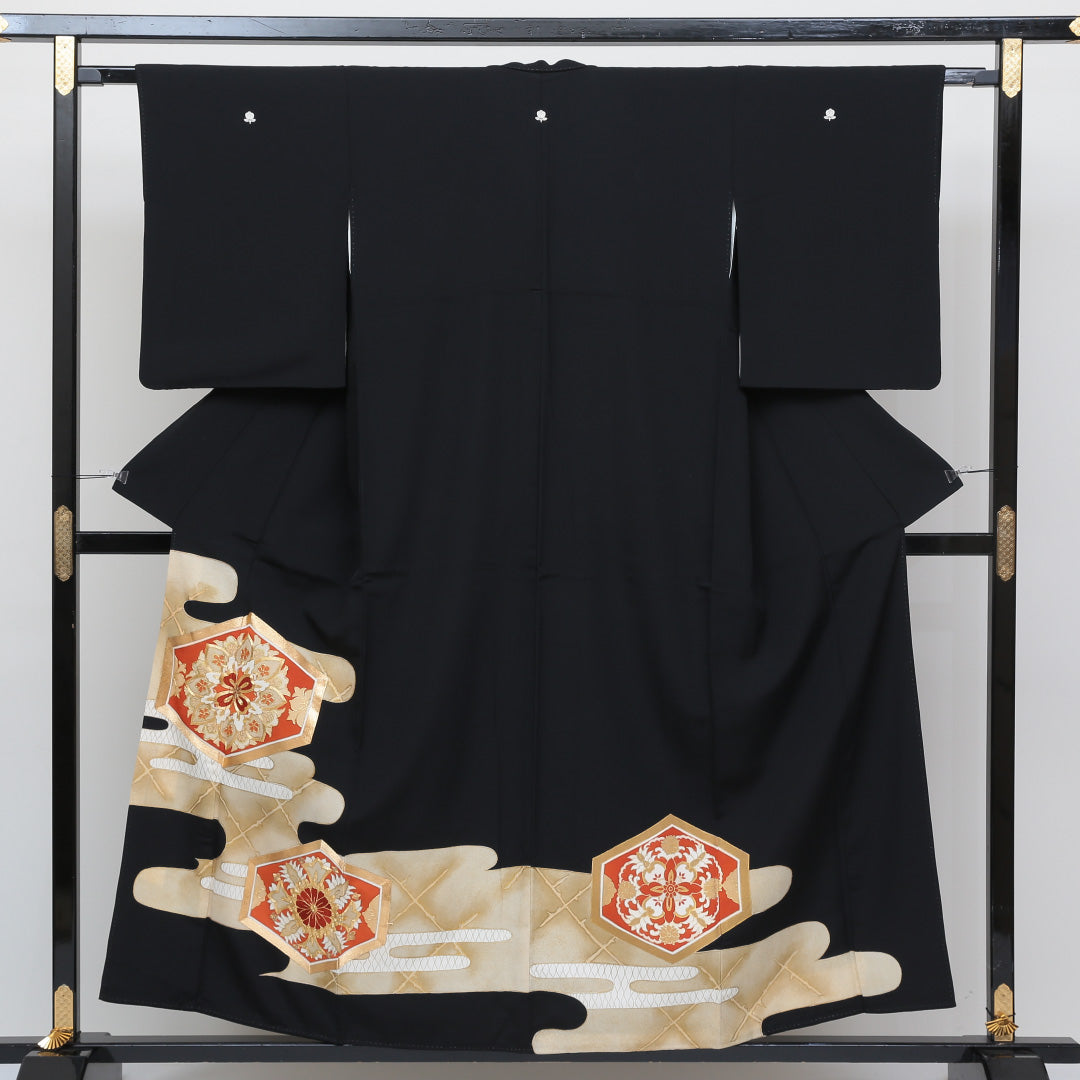 黒留袖 五つ紋 橘 身丈153cm 裄丈62.5cm Sランク 正絹 袷 広衿 S 金駒刺繍 金箔 花菱亀甲 エ霞 フォーマル 黒系 1211-F0145