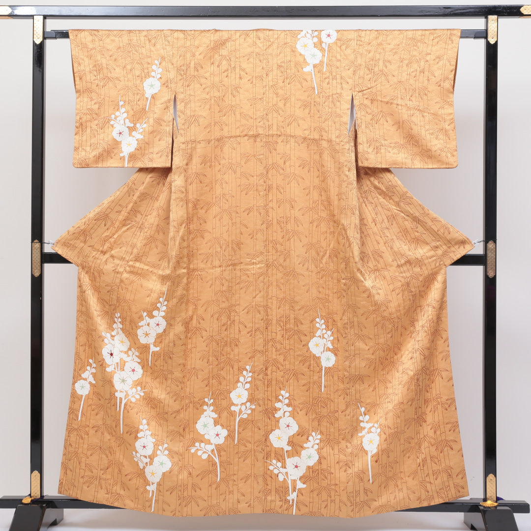 訪問着 袷 身丈158cm 裄丈63cm 正絹 Sランク Mサイズ 広衿 セミフォーマル 紋意匠 笹 菊 竹 金駒刺繍 金系 1212-04082