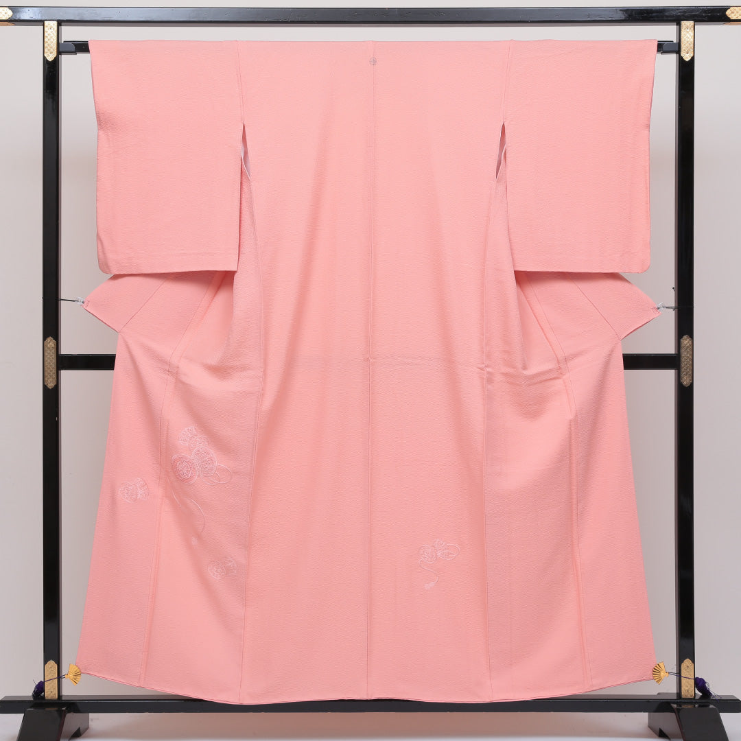 付下げ 袷 身丈151cm 裄丈65cm 正絹 Sランク 一つ紋 (七宝に花菱) セミフォーマル 広衿 Sサイズ 刺繍 鼓 ピンク系 RP 1218-04074