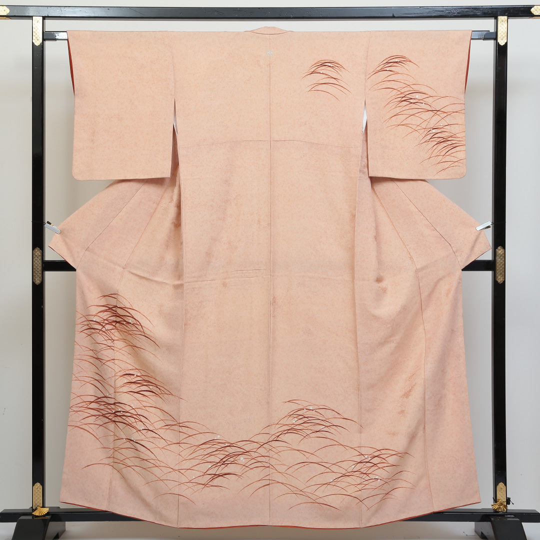 訪問着 袷 身丈158cm 裄丈64cm 正絹 Aランク Mサイズ 広衿 一つ紋(五三桐) セミフォーマル 紋意匠 植物柄 芝草 クリーム系 朱系 1212-04173