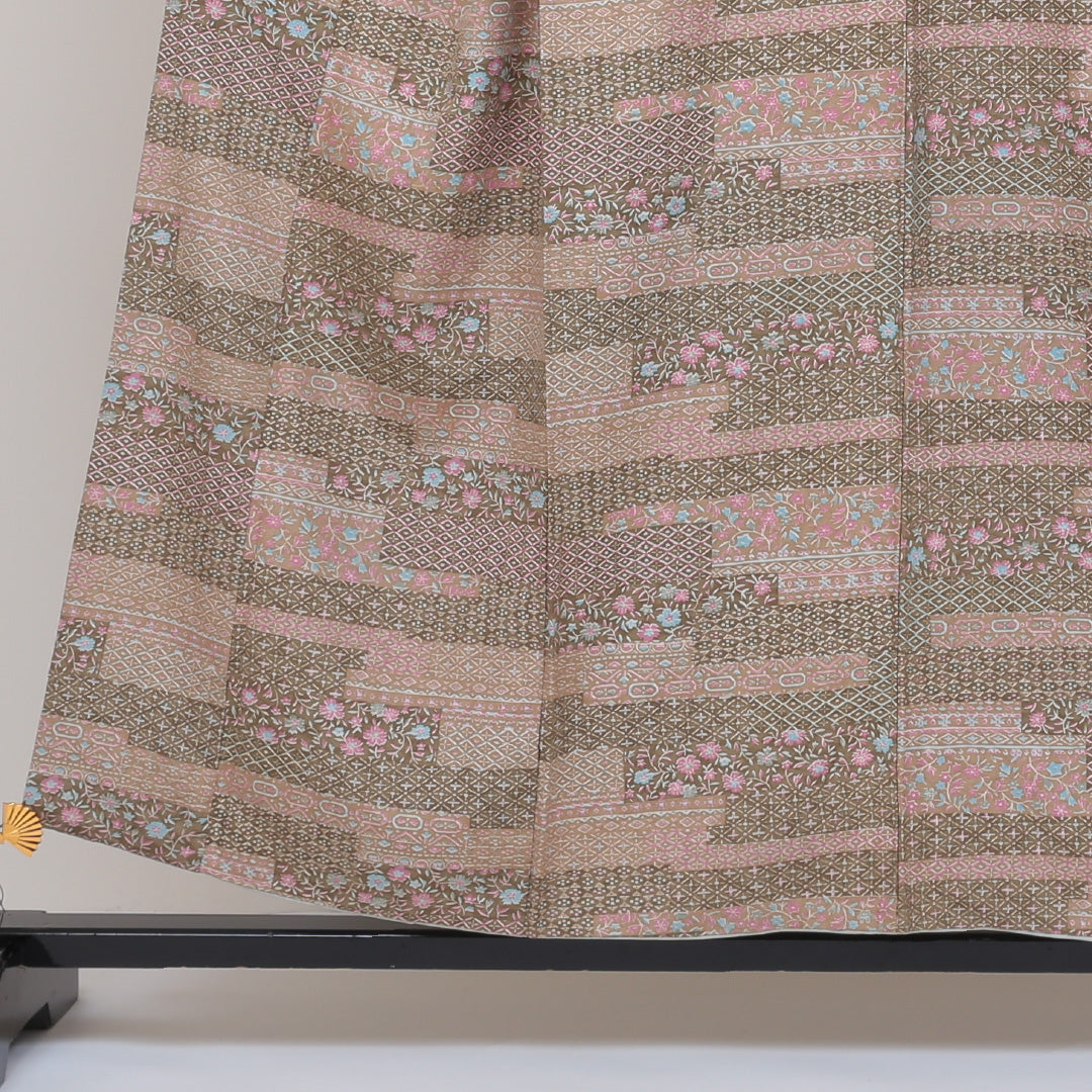 小紋 袷 身丈154cm 裄丈66cm 正絹 Sランク インフォーマル 広衿 Sサイズ 茶系 RP 1221-00150