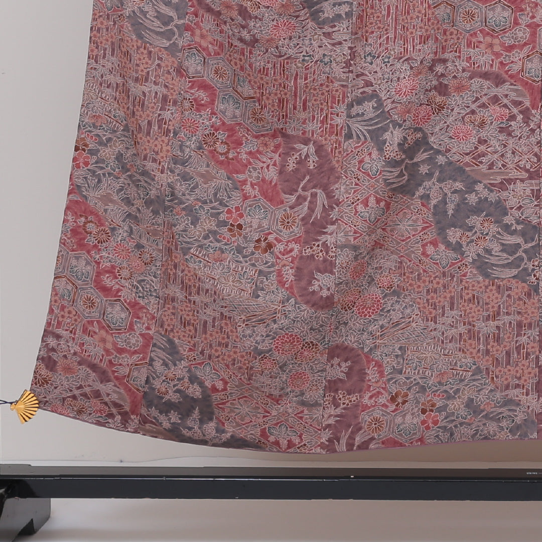 小紋 袷 身丈150cm 裄丈61cm 正絹 Sランク インフォーマル 広衿 Sサイズ 吉祥文様 ピンク系 RP 1221-00167