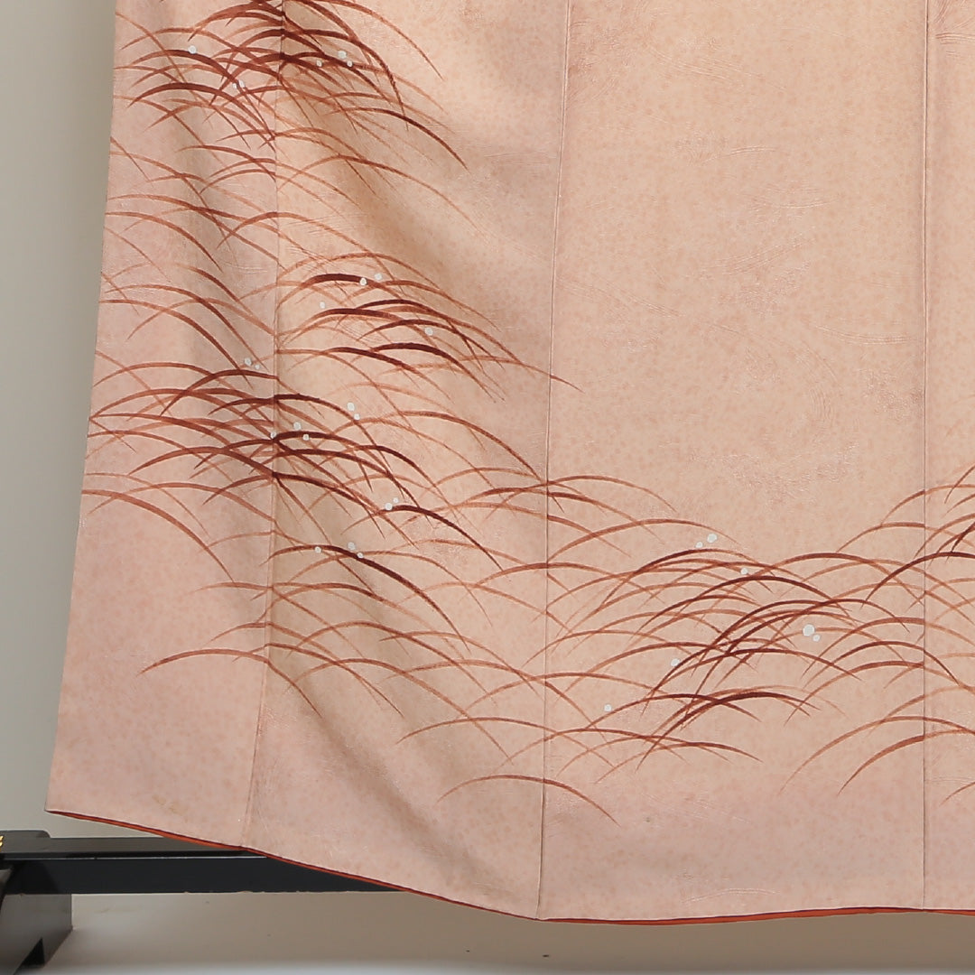 訪問着 袷 身丈158cm 裄丈64cm 正絹 Aランク Mサイズ 広衿 一つ紋(五三桐) セミフォーマル 紋意匠 植物柄 芝草 クリーム系 朱系 1212-04173