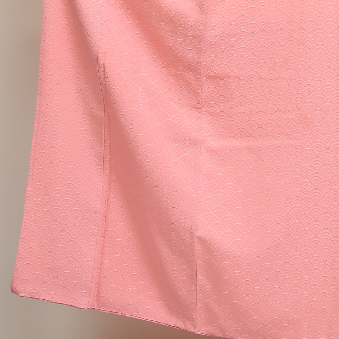 色無地 袷 身丈154cm 裄丈67cm 正絹 Sランク Sサイズ 広衿 一つ紋(丸に二ッ立鼓) セミフォーマル 紋意匠 青海波 ピンク系 1214-04976