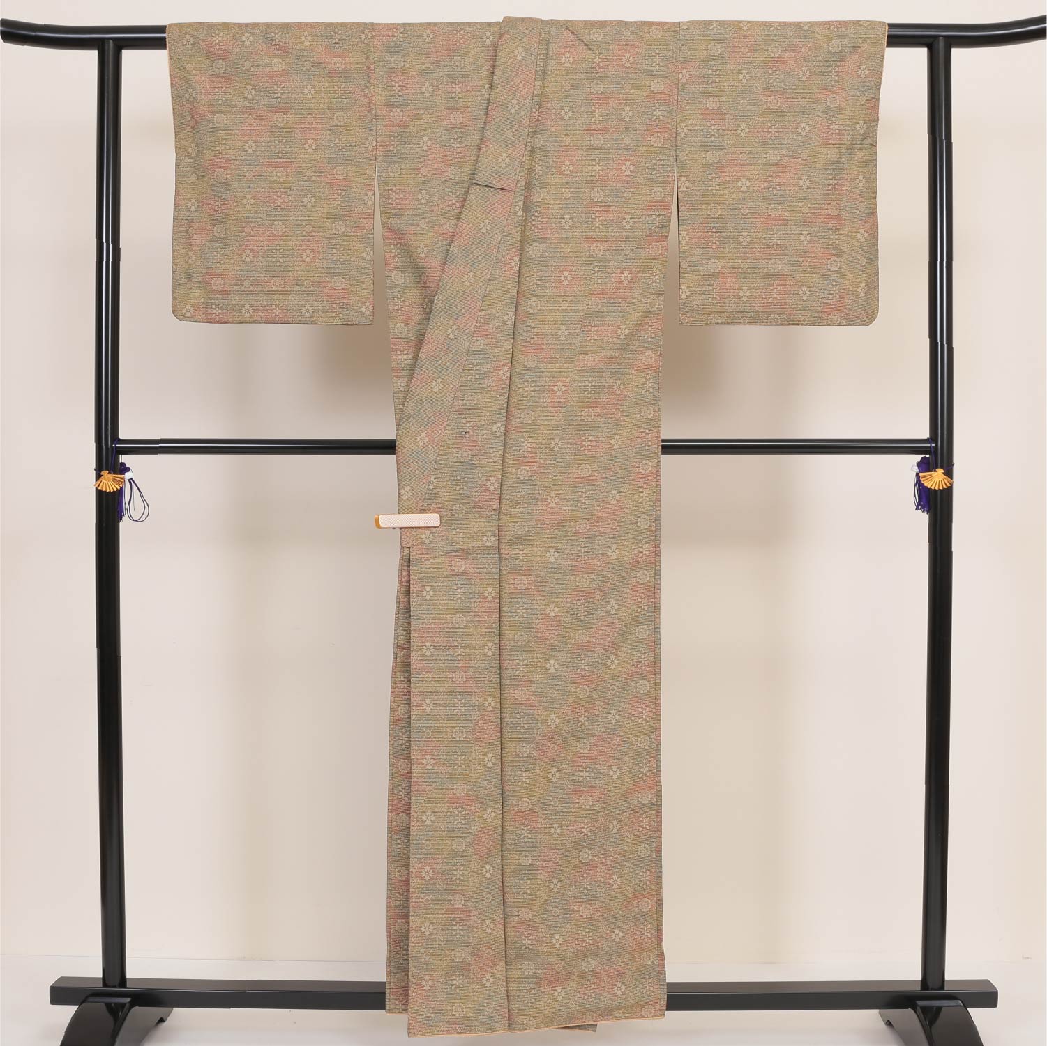 小紋 袷 身丈152cm 裄丈62cm 正絹 Sランク インフォーマル バチ衿 Sサイズ 創作柄 茶系 RP 1221-00050