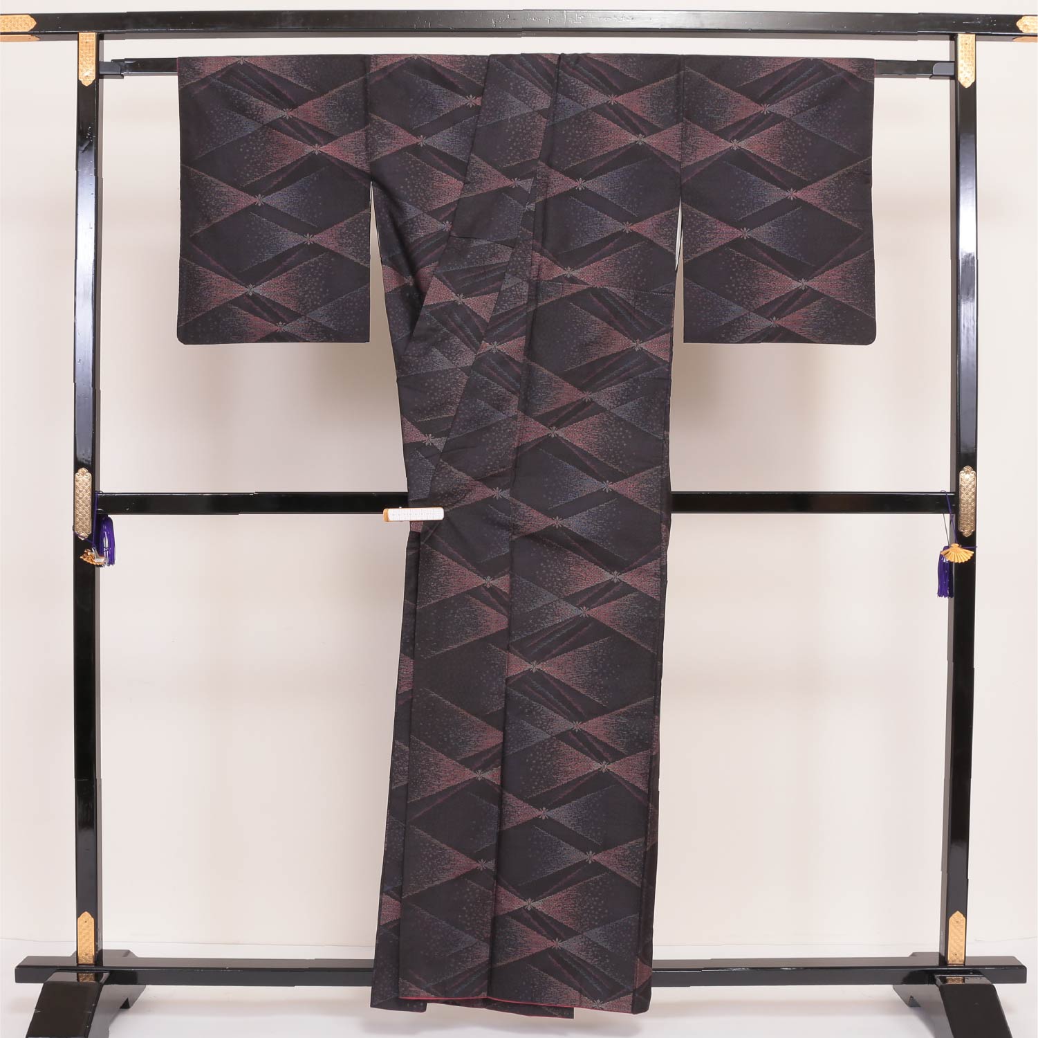 大島紬 袷 身丈155cm 裄丈63cm 正絹 Sランク インフォーマル 広衿 Mサイズ 経緯絣 幾何学柄 黒系 RP 1223-02506