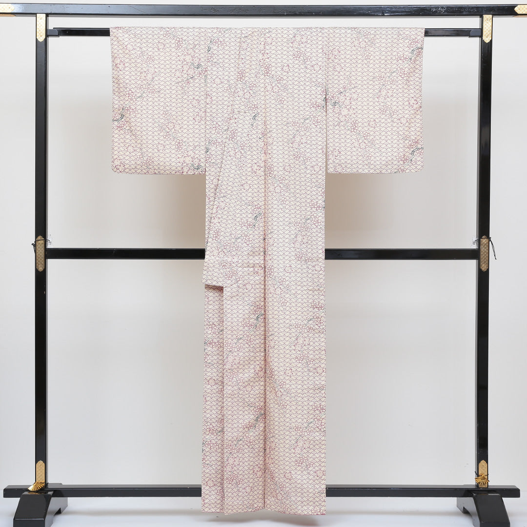 洗える着物 小紋 袷 身丈158cm 裄丈63cm ポリエステル Aランク インフォーマル バチ衿 Mサイズ 梅 紅葉 クリーム系 RP 1221-00308
