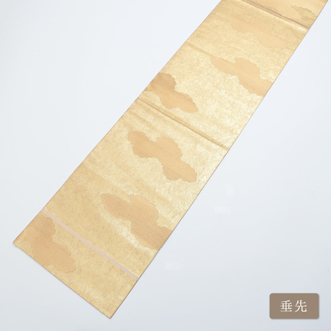 袋帯 帯丈452cm ポイント柄 綴れ織 本金箔 雲取 風景柄 神社 セミフォーマル 金系 正絹 Aランク 1223-00366