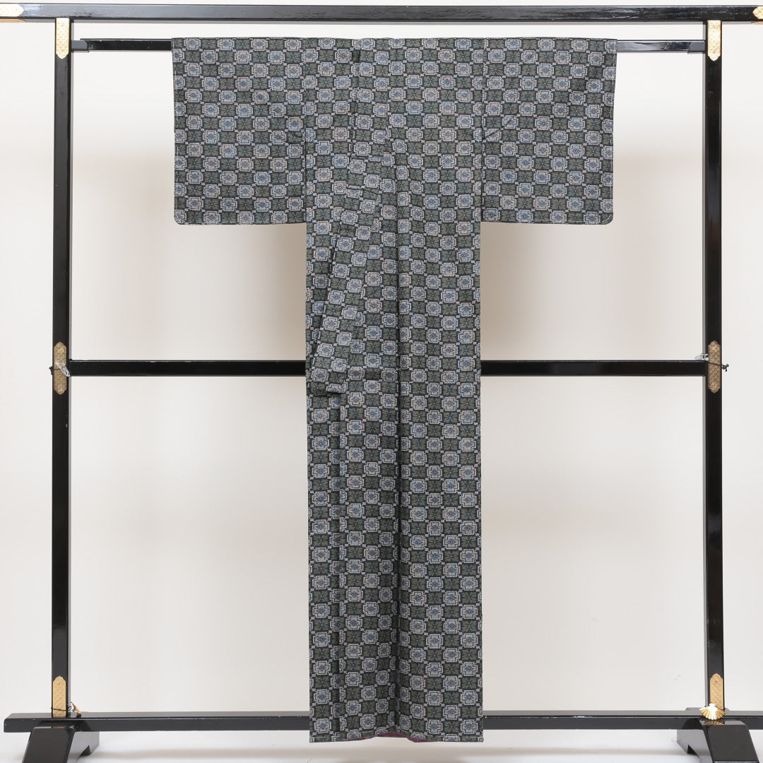 アンサンブル 紬 袷 身丈153cm 裄丈61cm 正絹 Aランク カジュアル バチ衿 Sサイズ しつけ糸 菱 緑系 HP 1223-02608
