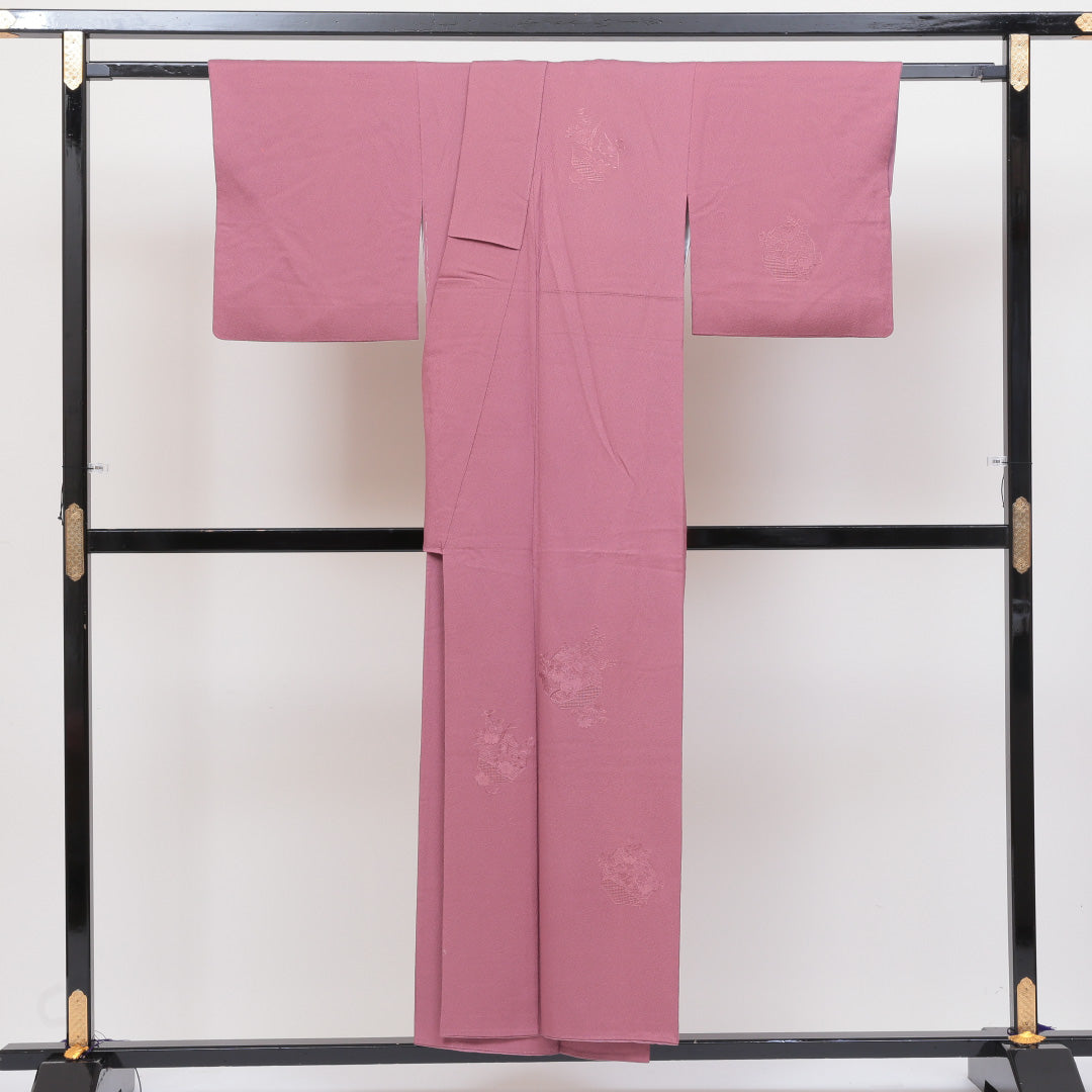 訪問着 袷 身丈150cm 裄丈64cm 正絹 Aランク セミフォーマル 広衿 Sサイズ 汕頭刺繍 花籠 紫系 RP 1217-04079