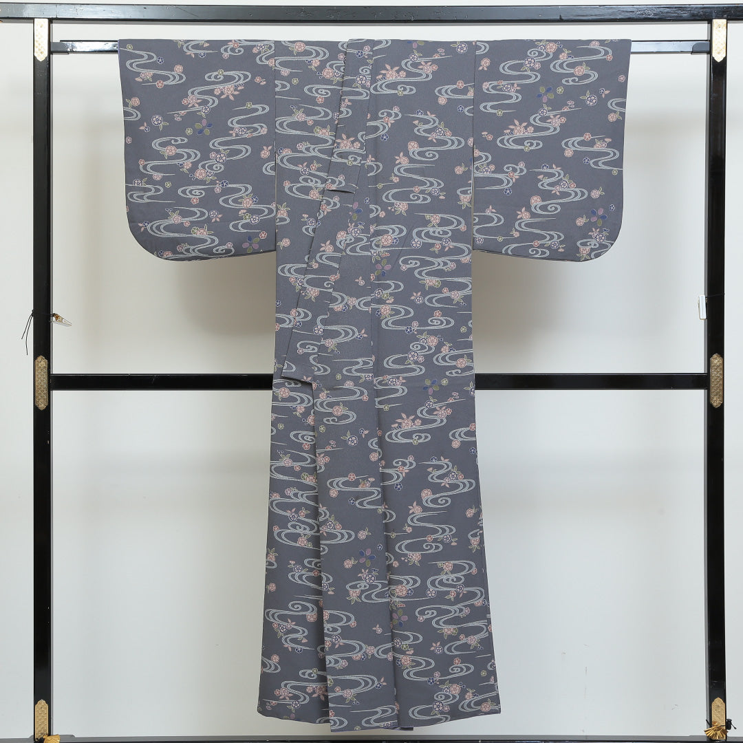 洗える着物 小紋 袷 身丈145cm 裄丈65cm ポリエステル Sランク インフォーマル バチ衿 XSサイズ 観世水 花柄 グレー系 RP 1221-00796