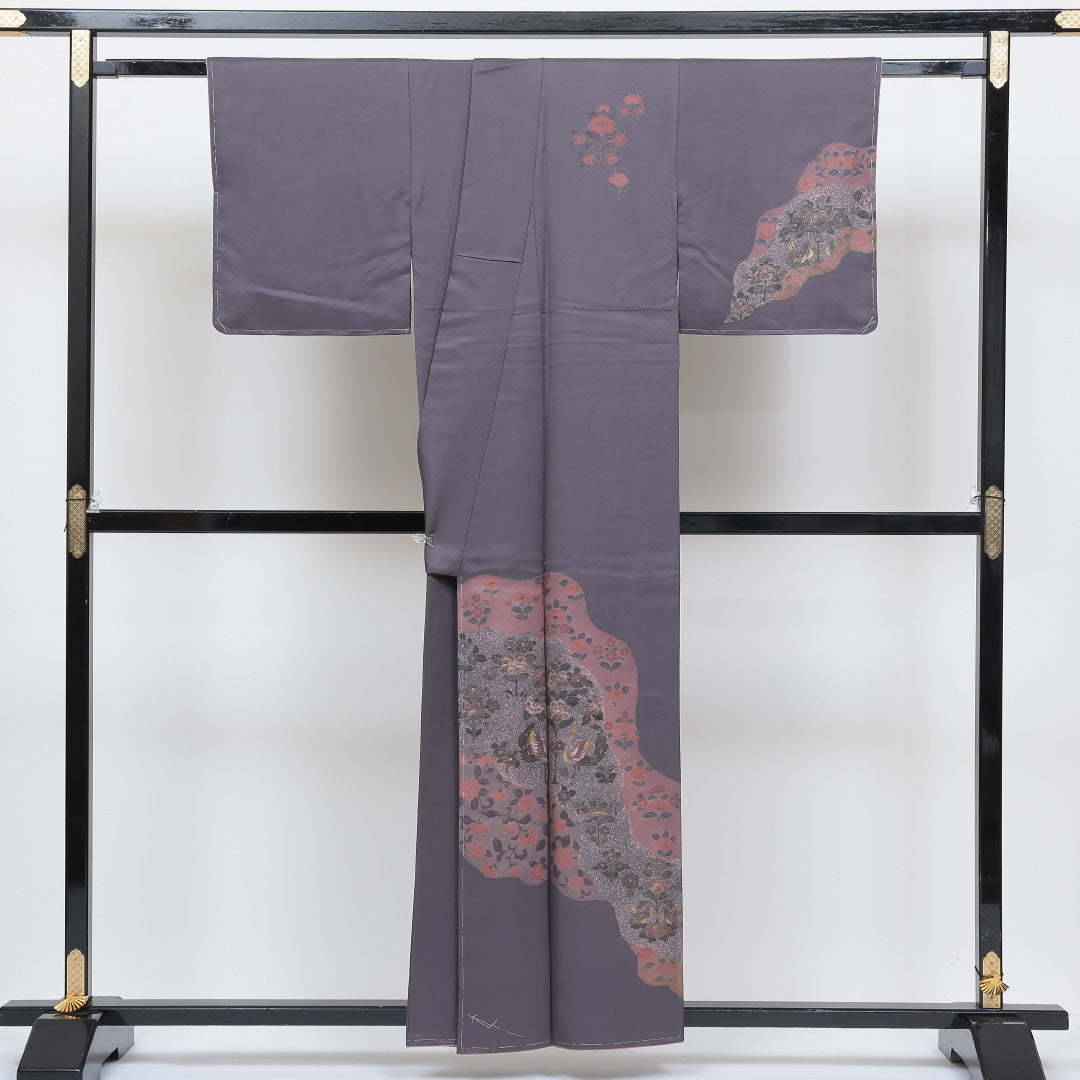 未使用品 訪問着 袷 身丈154cm 裄丈63cm 正絹 Sランク 一つ紋 (五三桐) セミフォーマル 広衿 Sサイズ 金彩 金箔 しつけ糸 道長取り 樹下双獣文 牡丹 紫系 PO 1217-04120