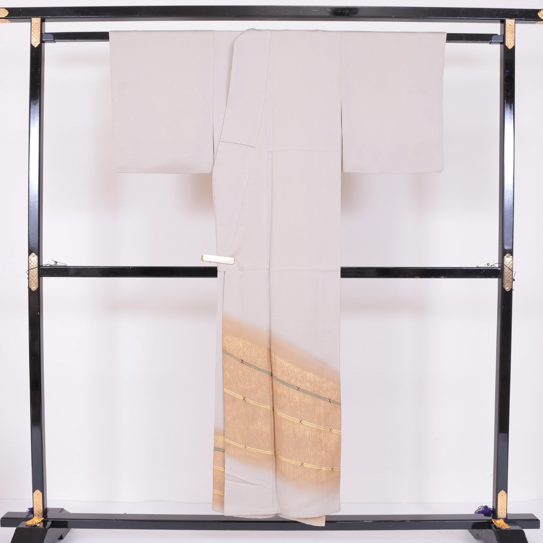 色留袖 一つ紋 鬼蔦 身丈146cm 裄丈62cm Aランク 正絹 袷 広衿 XS 檜垣 創作 セミフォーマル ベージュ系 1211-F0107