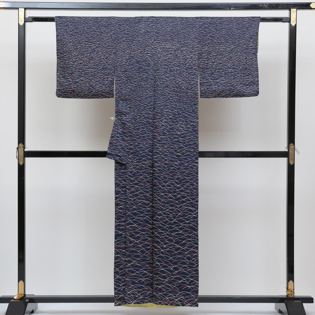 小紋 袷 身丈152cm 裄丈65cm 正絹 Aランク インフォーマル 広衿 Sサイズ 芝草 紺系 RP 1221-00541