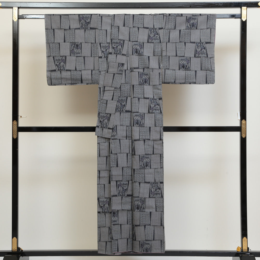紬 袷 身丈153cm 裄丈66cm 正絹 Sランク カジュアル 広衿 Sサイズ しつけ糸 創作柄 グレー系 RP 1223-02681