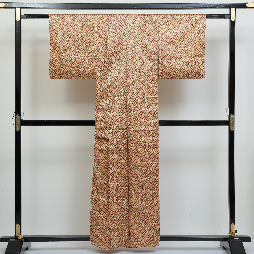 洗える着物 小紋 袷 身丈155cm 裄丈65cm ポリエステル Sランク インフォーマル 広衿 Mサイズ 籠目 四つ目菱 金系 RP 1221-00803