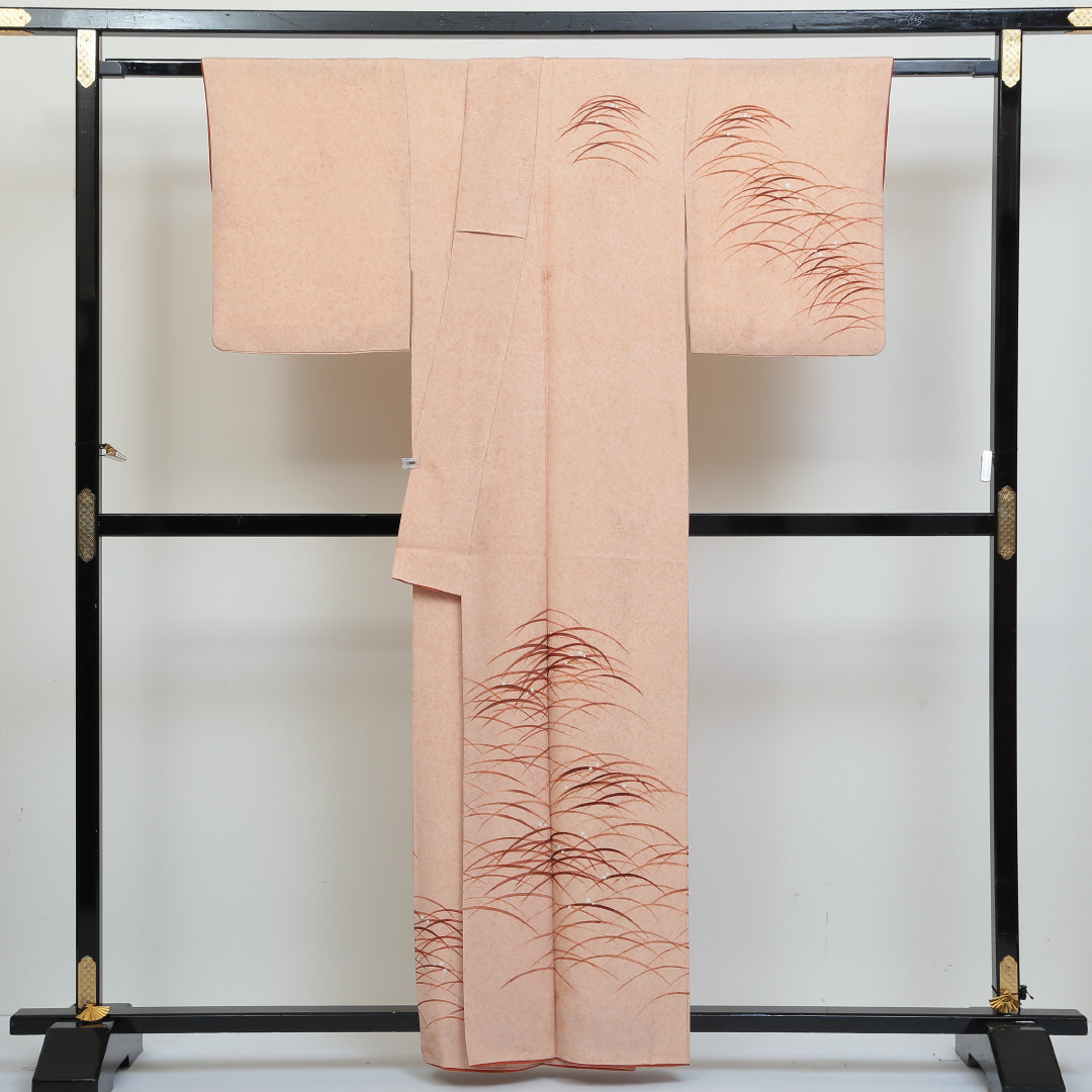 訪問着 袷 身丈158cm 裄丈64cm 正絹 Aランク Mサイズ 広衿 一つ紋(五三桐) セミフォーマル 紋意匠 植物柄 芝草 クリーム系 朱系 1212-04173