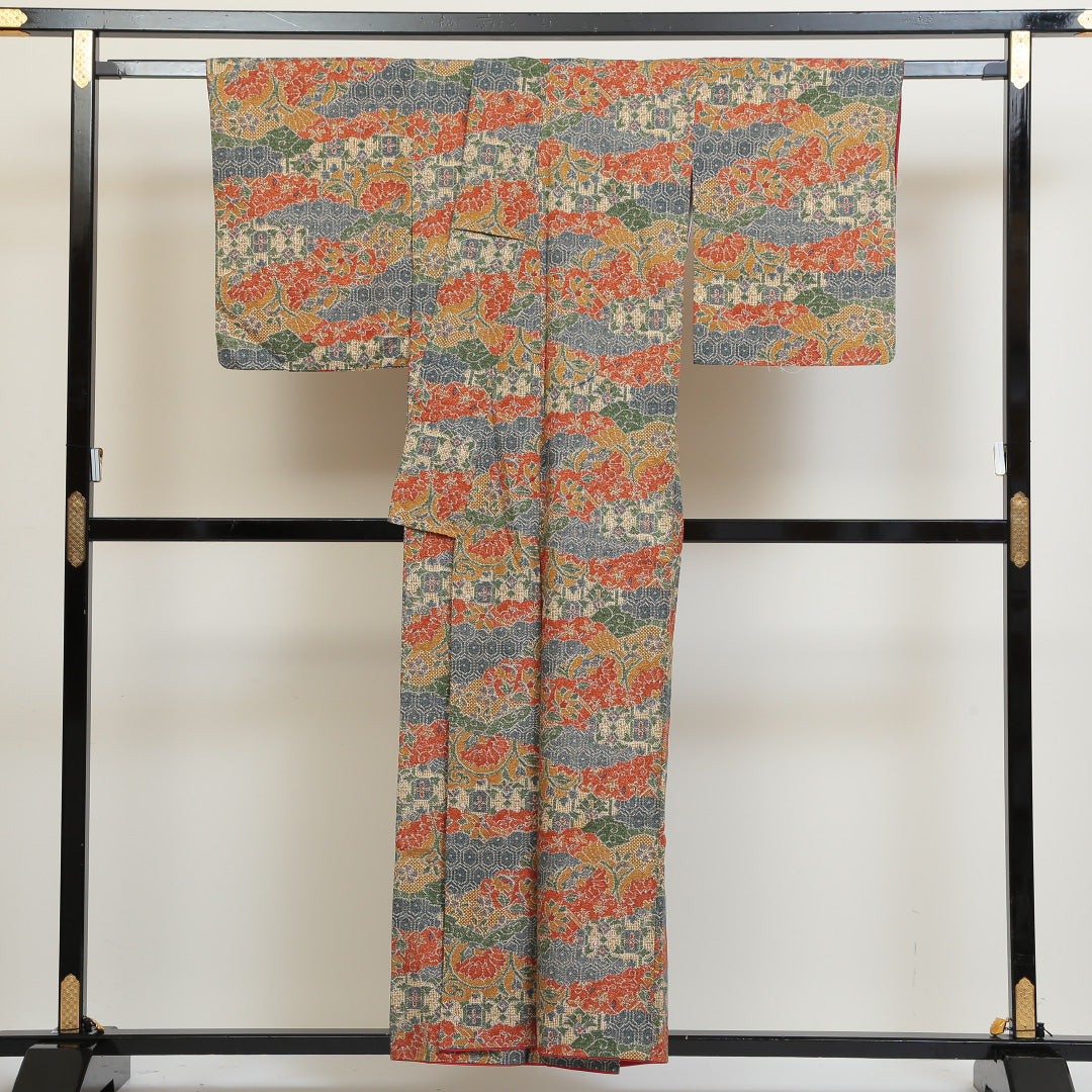 小紋 袷 身丈155cm 裄丈64cm 正絹 Sランク Mサイズ 広衿 インフォーマル 小紋 吉祥文様 花柄 植物柄 朱系 1215-02686