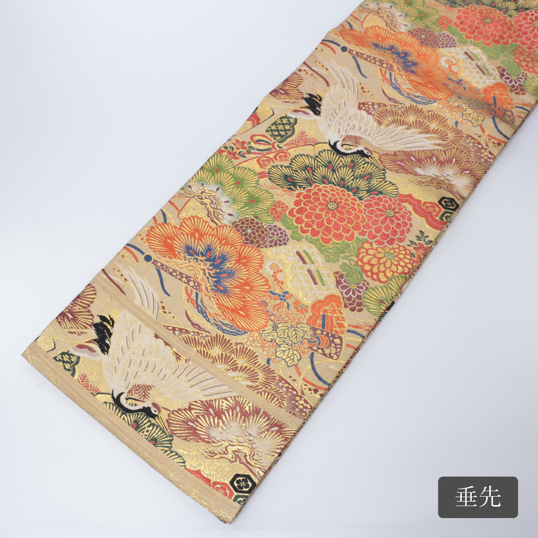 アンティーク 丸帯 帯丈396cm 全通 鶴 松 牡丹 扇 吉祥文様 フォーマル 落款 証紙 しつけ糸 クリーム系 正絹 Cランク 1223-00001
